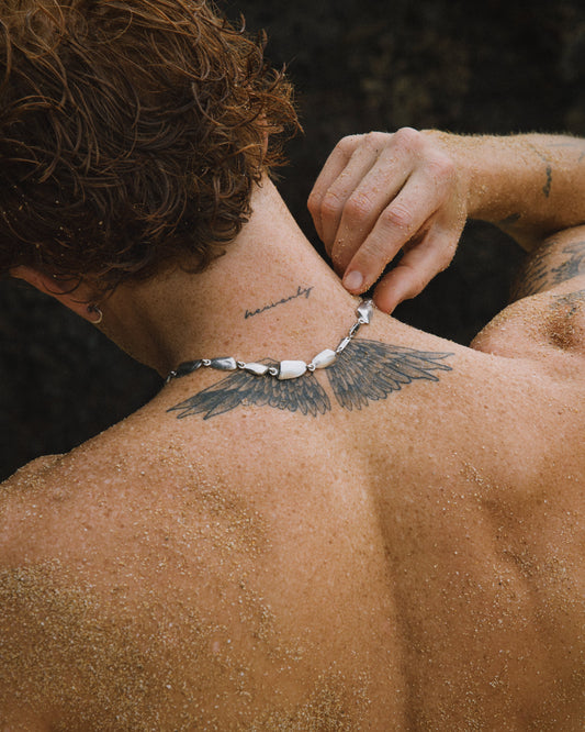 SHELL CHOKER